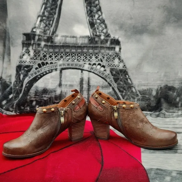 L' Artiste by Spring Step Kacie Ankle Booties 6.5-7 - Picture 11 of 11